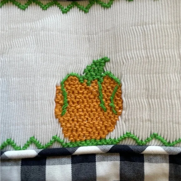 Stitchy Fish Gingham Fall Pickins Smocked
Pumpkin Long Jon
Jon-2T - Picture 7 of 9